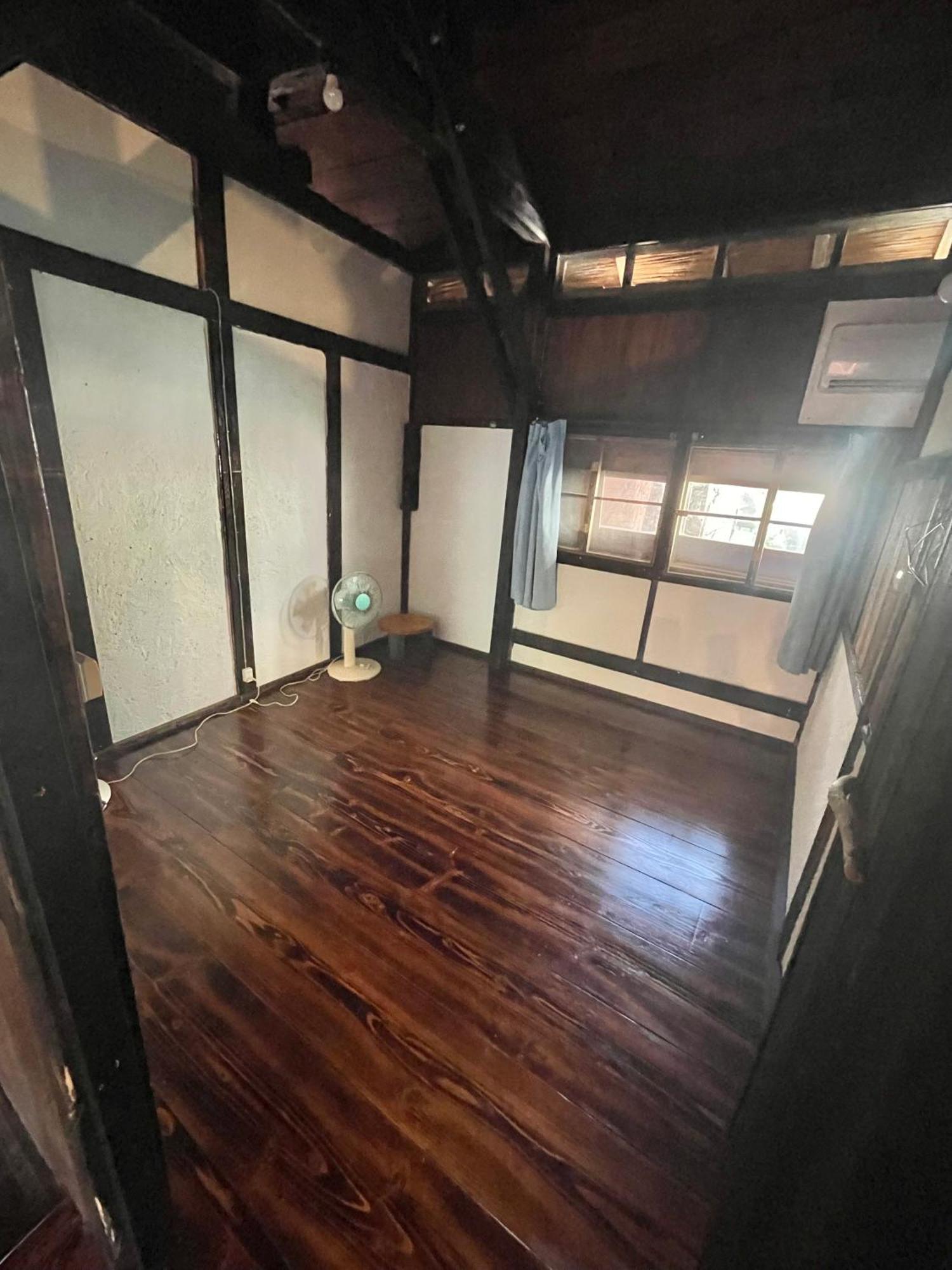 月光荘沖縄 Hotel นาฮะ ภายนอก รูปภาพ